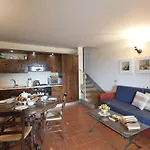 Casa Allegra غايولي إن كيانتي